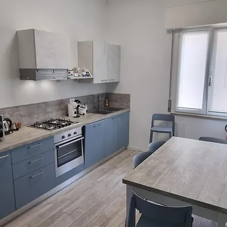Blue House - San Massimo Apartment Verona