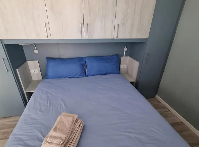 Blue House - San Massimo *